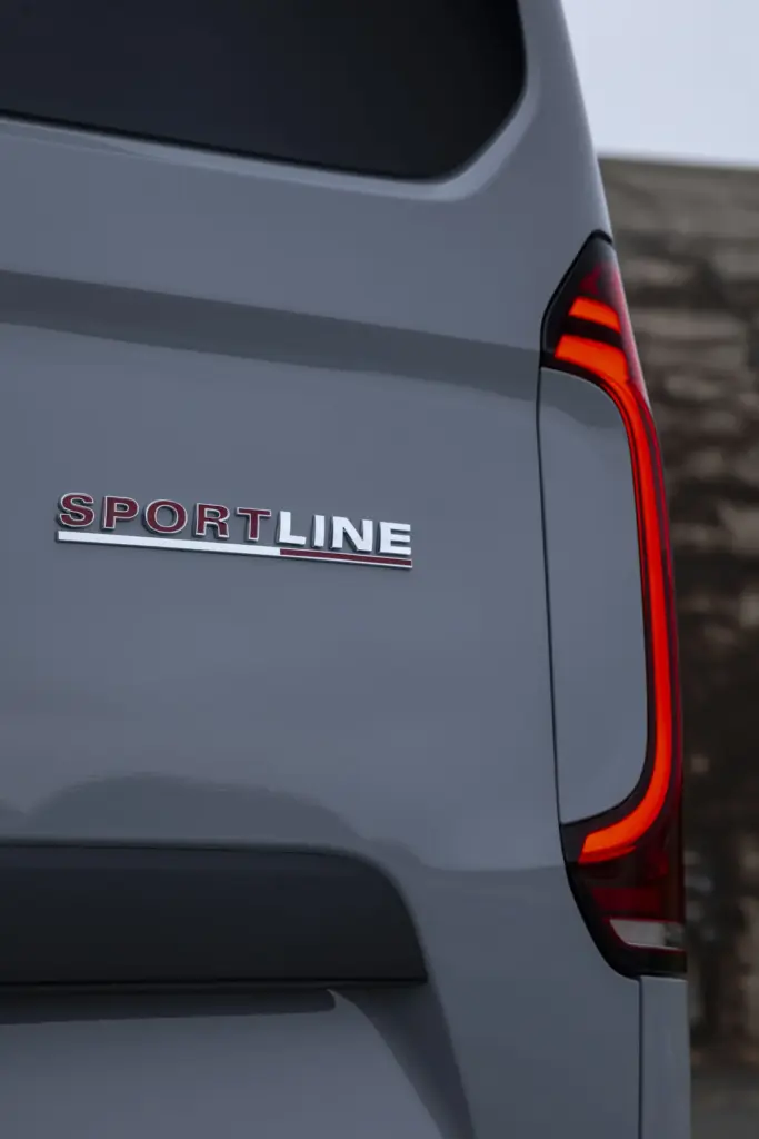 VOLKSWAGEN TRANSPORTER SPORTLINE 3 Motor16