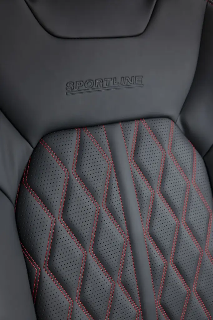 VOLKSWAGEN TRANSPORTER SPORTLINE 5 Motor16