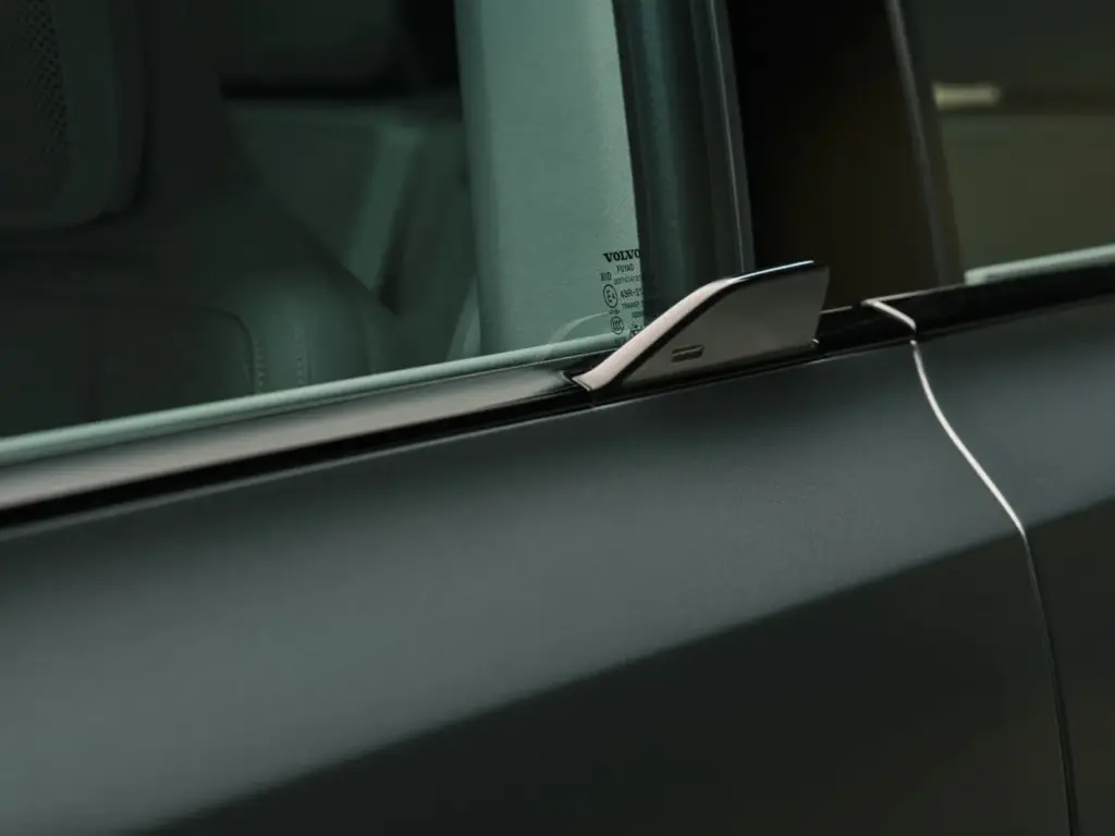 VOLVO EX60 8 Motor16