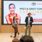 Toyota homenajea a Carolina Marín en Huelva: raquetas firmadas, fans y un adiós a lo grande