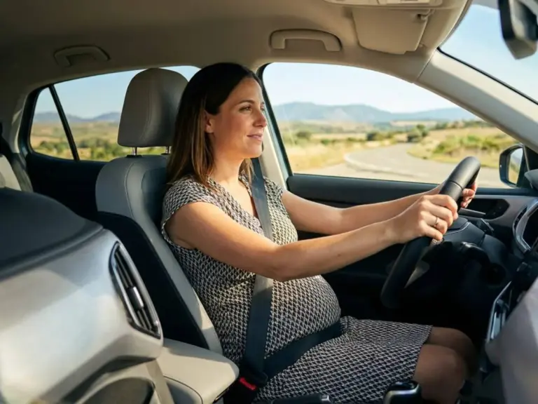 Nuria (45), enfermera: «Si estas embarazada y conduces, sigue estos consejos»