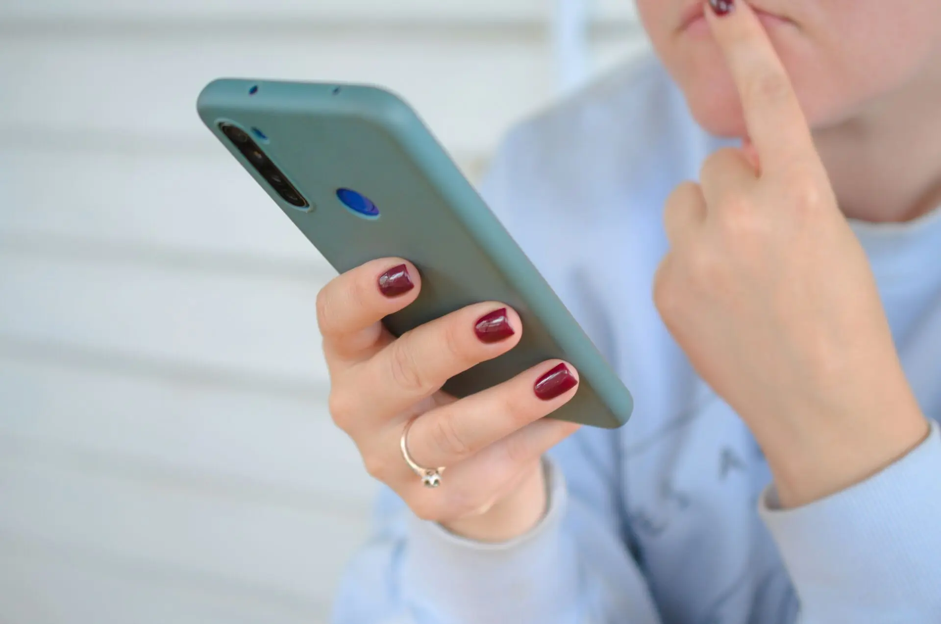 El SMS que finge ser de la DGT y vacía tu cuenta bancaria