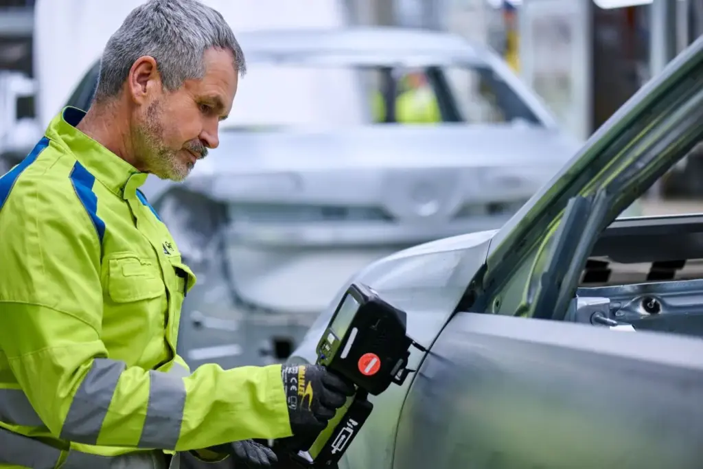 fabrica bmw i3 neue klasse 2026 2027 37 Motor16