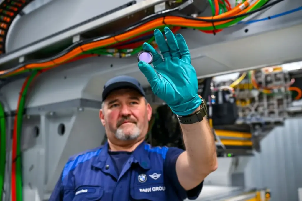 fabrica bmw i3 neue klasse 2026 2027 8 Motor16