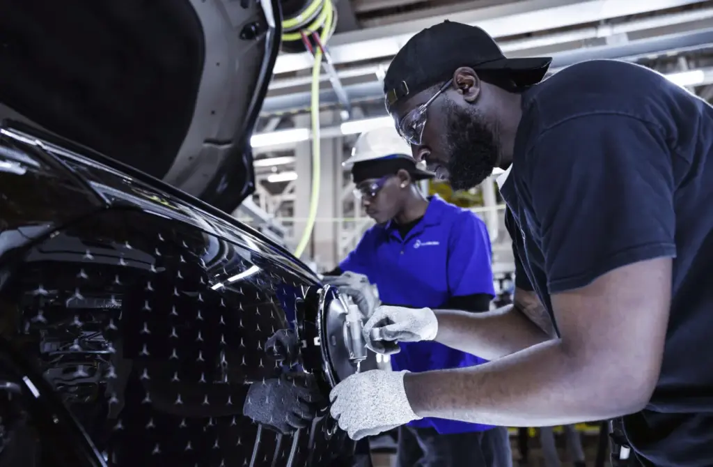 Mercedes-Benz alcanza los cinco millones de SUV producidos en EE. UU.