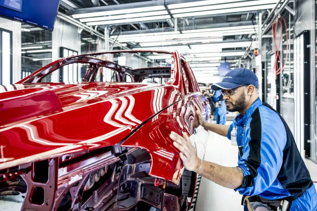 mercedes benz tuscaloosa ee uu 5000000 suv fabrica usa 8 Motor16