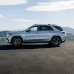 El Mercedes GLE se reinventa con nuevo aspecto, más potencia e IA integrada