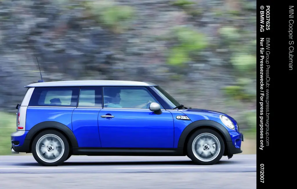 mini moderno 25 anos fabrica 13 Motor16