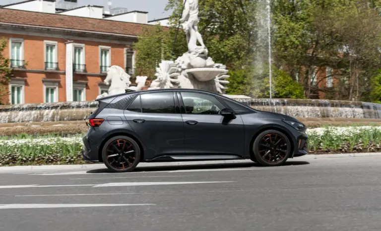 Primera prueba del Cupra Born: Mejoras sutiles que marcan la diferencia
