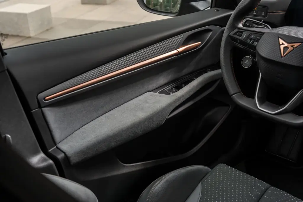 Primera prueba del Cupra Born: Mejoras sutiles que marcan la diferencia