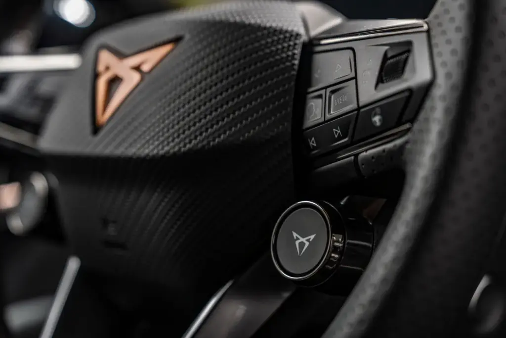 Primera prueba del Cupra Born: Mejoras sutiles que marcan la diferencia