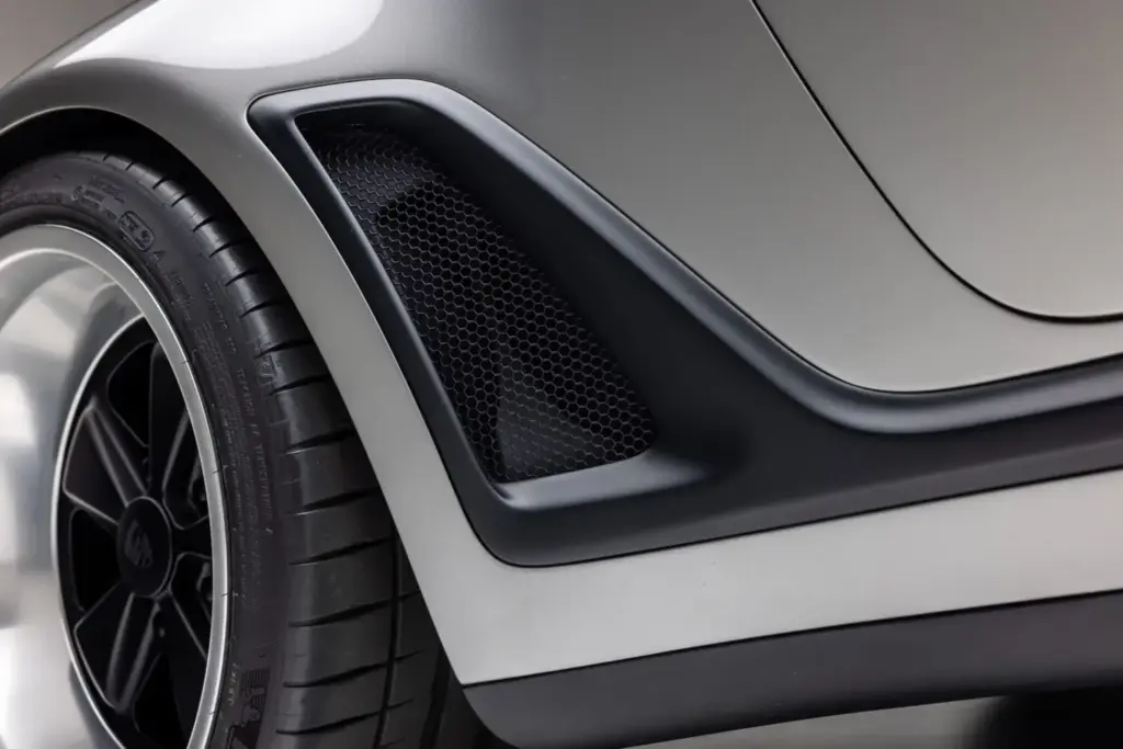 porsche 911 turbo 964 singer classic turbo restomod subasta venta precio 10 Motor16