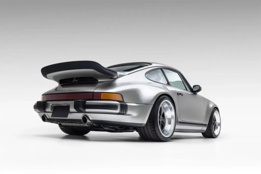 porsche 911 turbo 964 singer classic turbo restomod subasta venta precio 4 Motor16