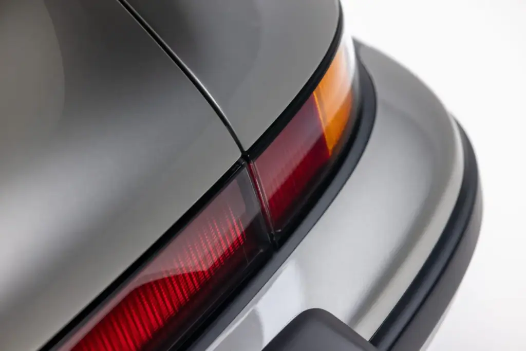 porsche 911 turbo 964 singer classic turbo restomod subasta venta precio 49 Motor16