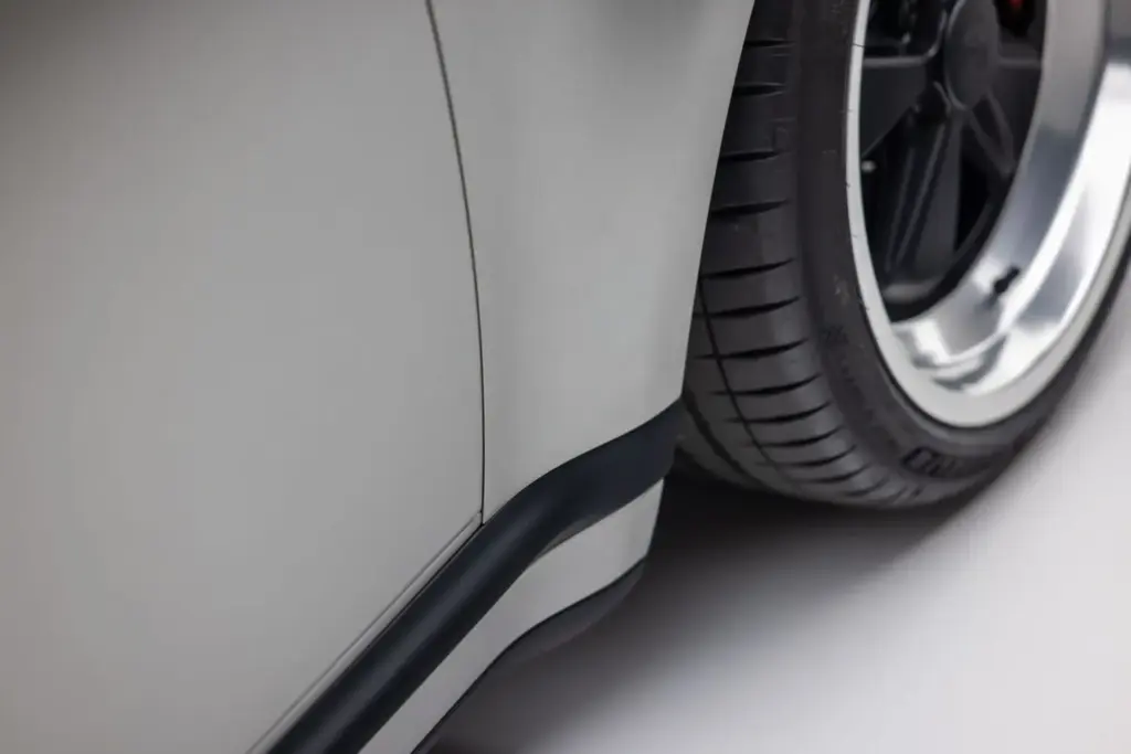 porsche 911 turbo 964 singer classic turbo restomod subasta venta precio 55 Motor16