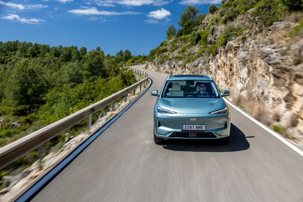 prueba Geely E5 2026 13 Motor16