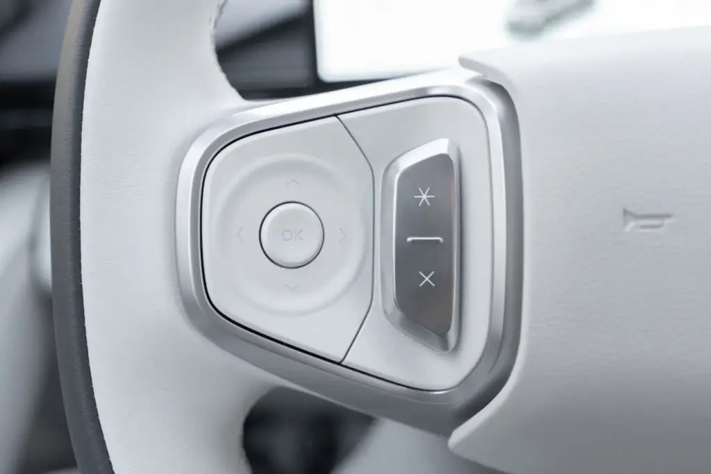 prueba Geely E5 interior 2 Motor16