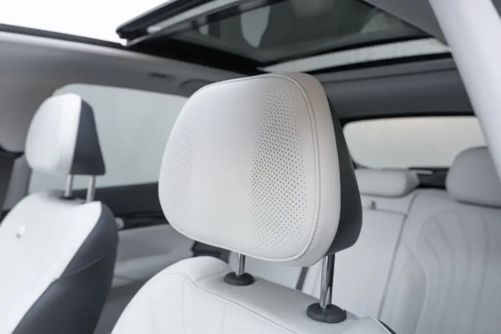 prueba Geely E5 interior 6 Motor16