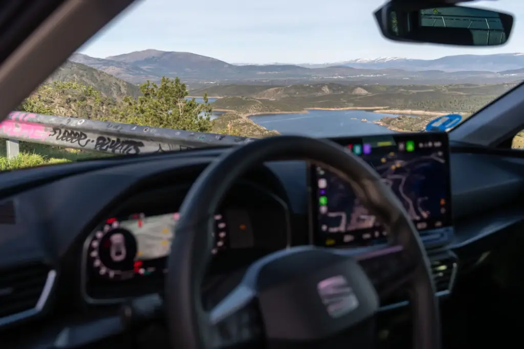Seat León Sportstourer e-HYBRID Style XL: Damas y caballeros, no enciendan sus motores 28 Motor16 prueba Seat Leon Sportstourer e HYBRID Style XL 32 Motor16