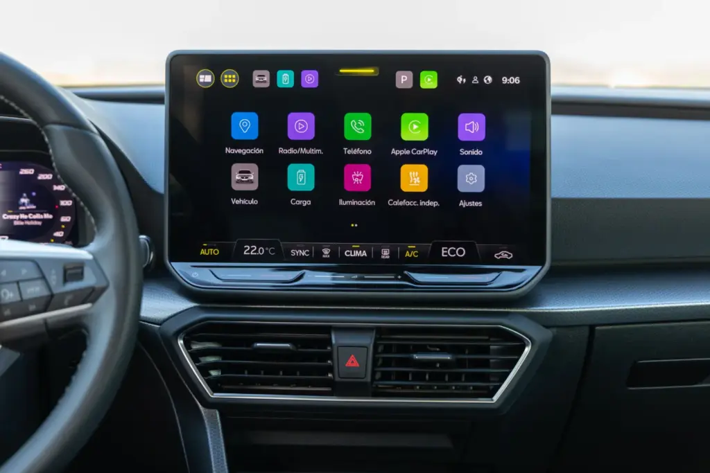 Seat León Sportstourer e-HYBRID Style XL: Damas y caballeros, no enciendan sus motores 26 Motor16 prueba Seat Leon Sportstourer e HYBRID Style XL 34 Motor16