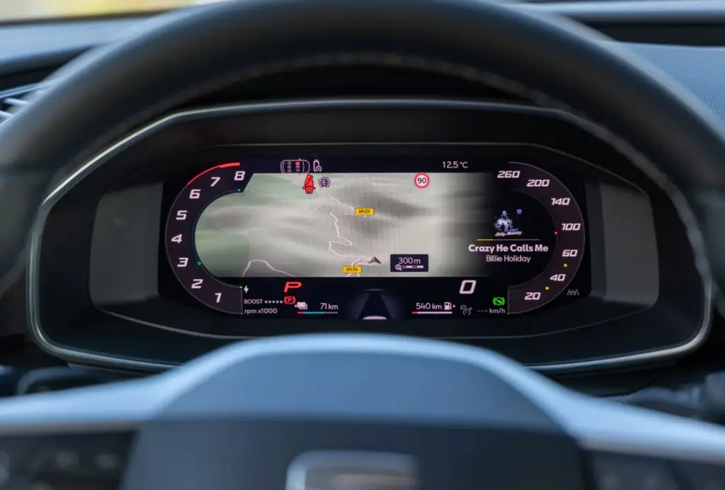 Seat León Sportstourer e-HYBRID Style XL: Damas y caballeros, no enciendan sus motores 24 Motor16 prueba Seat Leon Sportstourer e HYBRID Style XL 36 Motor16