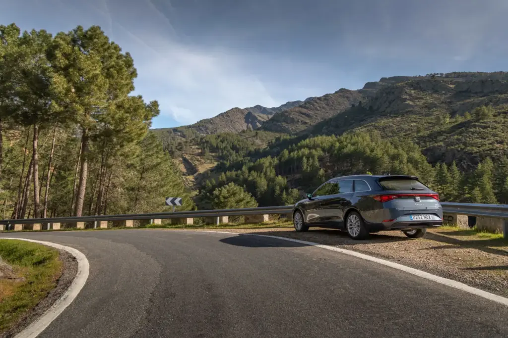 Seat León Sportstourer e-HYBRID Style XL: Damas y caballeros, no enciendan sus motores 14 Motor16 prueba Seat Leon Sportstourer e HYBRID Style XL 5 Motor16