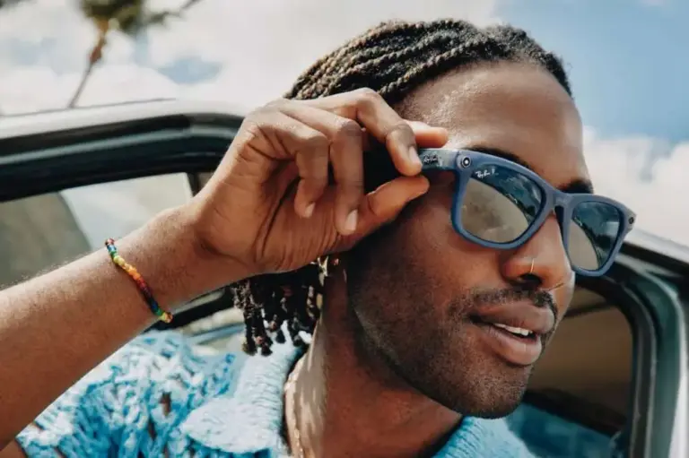 La razón por la que la Dirección General de Tráfico no te dejará usar unas Ray-Ban Meta o unas Oakley Meta