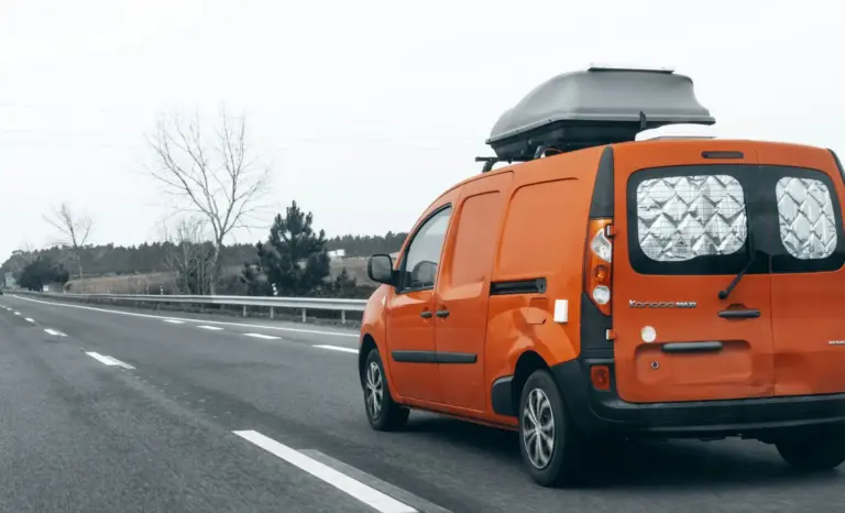 Cómo transportar la bicicleta en el coche sin multa DGT