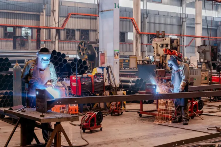 Volkswagen recorta produccion y acelera el ajuste industrial en Europa