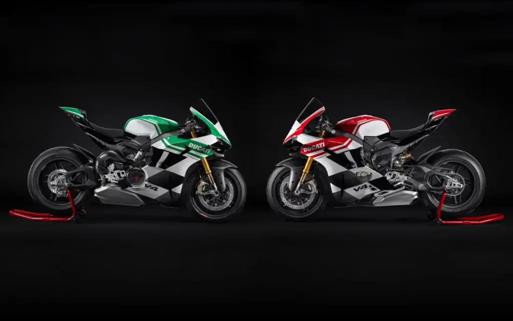 Ducati Panigale V4 Tricolore: la edición limitada que celebra Italia con carbono y Brembo 1 Motor16 2026 Ducati Panigale V4 Tricolore. Imagen.