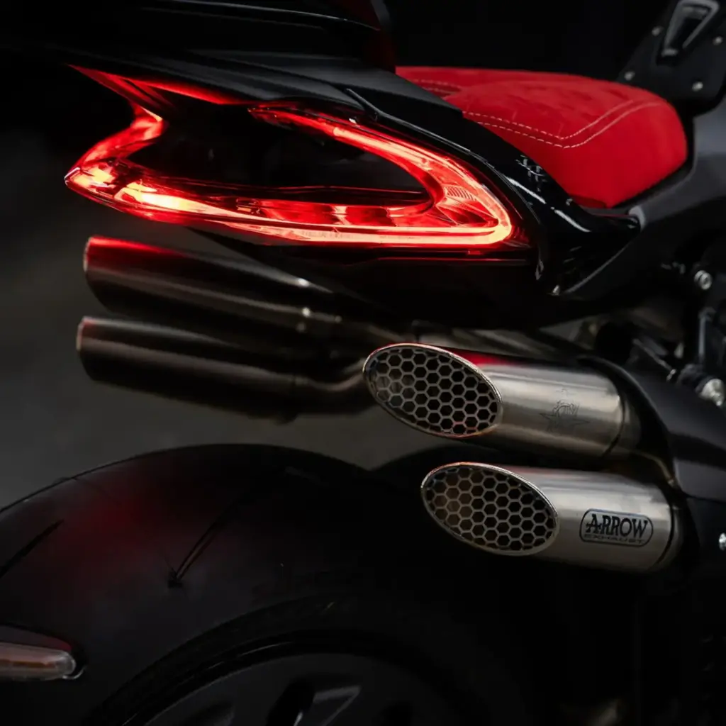 ABT se cansa de preparar Audi, Cupra, Lamborghini o Seat y se pasa a las dos ruedas 15 Motor16 2026 ABT MV Agusta Brutale 1000 12 Motor16