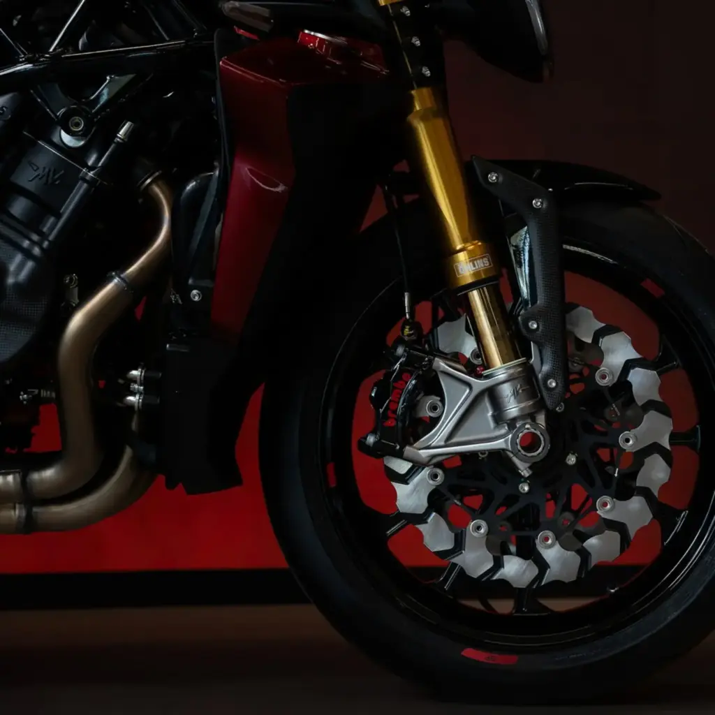 ABT se cansa de preparar Audi, Cupra, Lamborghini o Seat y se pasa a las dos ruedas 21 Motor16 2026 ABT MV Agusta Brutale 1000 18 Motor16