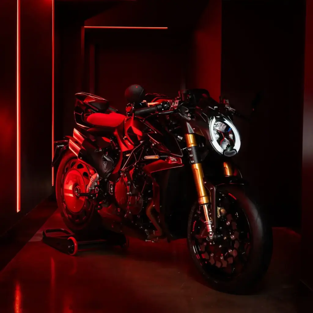 ABT se cansa de preparar Audi, Cupra, Lamborghini o Seat y se pasa a las dos ruedas 3 Motor16 2026 ABT MV Agusta Brutale 1000 2 Motor16