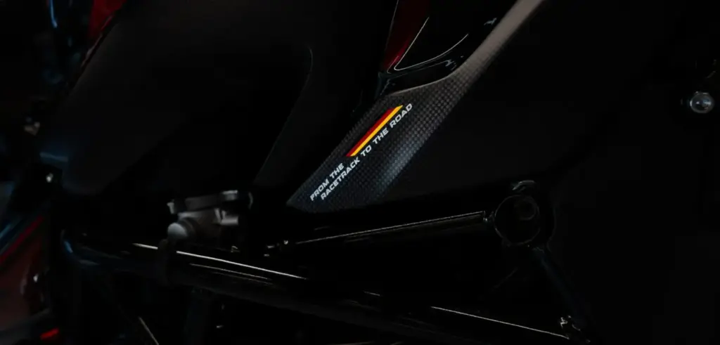ABT se cansa de preparar Audi, Cupra, Lamborghini o Seat y se pasa a las dos ruedas 28 Motor16 2026 ABT MV Agusta Brutale 1000 26 Motor16