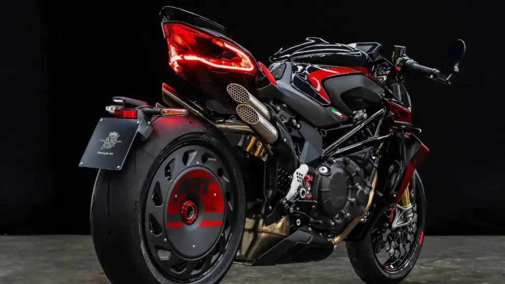 ABT se cansa de preparar Audi, Cupra, Lamborghini o Seat y se pasa a las dos ruedas 10 Motor16 2026 ABT MV Agusta Brutale 1000 5 Motor16