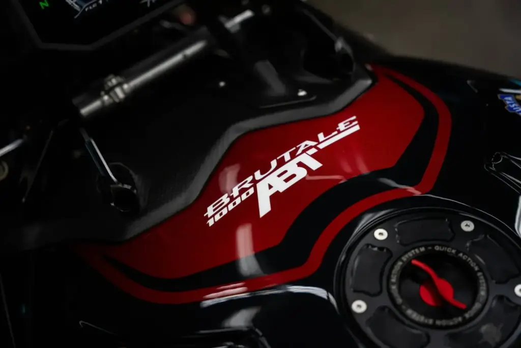 ABT se cansa de preparar Audi, Cupra, Lamborghini o Seat y se pasa a las dos ruedas 12 Motor16 2026 ABT MV Agusta Brutale 1000 9 Motor16