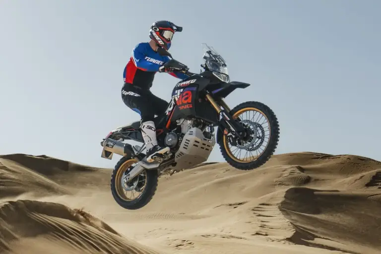Descuentos en mayo 2026: hasta 1.500 euros en la Aprilia Tuareg y en la Moto Guzzi Stelvio