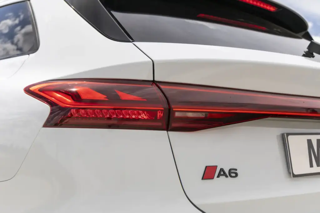 2026 Audi A6 Avant e tron performance prueba 20 Motor16