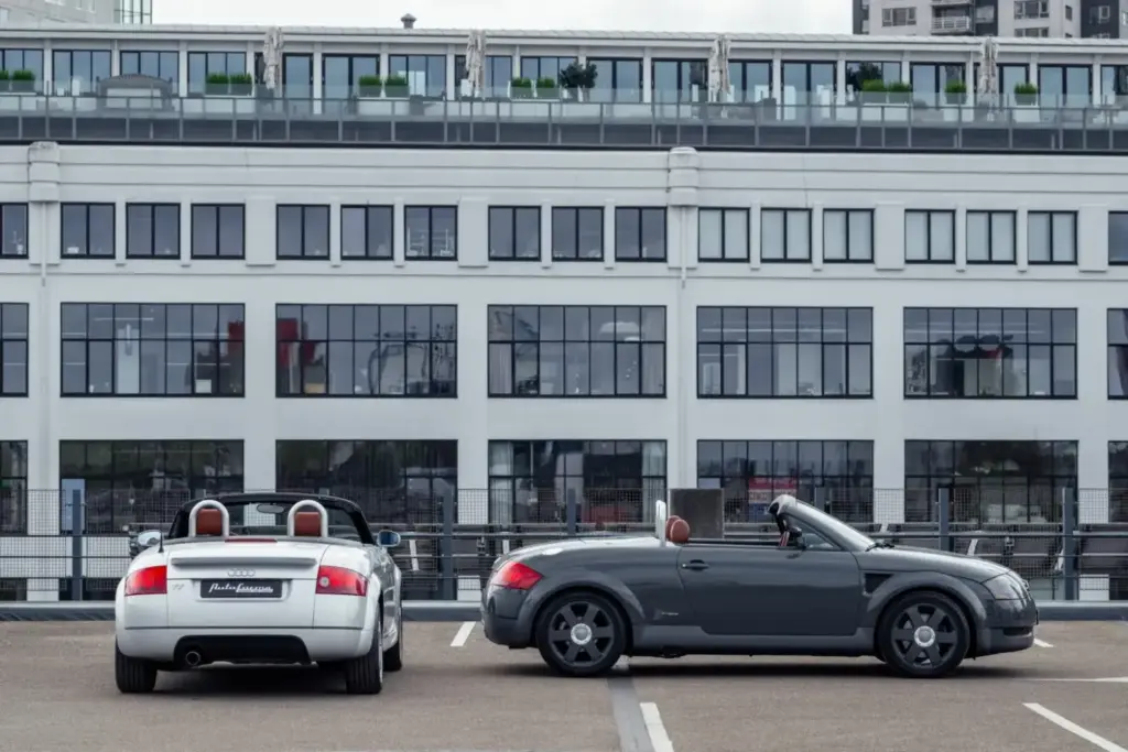 Autoforma segna l'Audi TT con cui è stata forgiata la leggenda Roadster di questa vettura sportiva 30 Motor16 2026 Audi TT Roadster Autoforma 25 Motore16