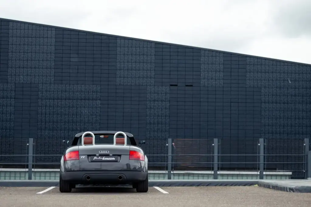 Autoforma segna l'Audi TT con cui è stata forgiata la leggenda Roadster di questa vettura sportiva 9 Motor16 2026 Audi TT Roadster Autoforma 4 Motore16