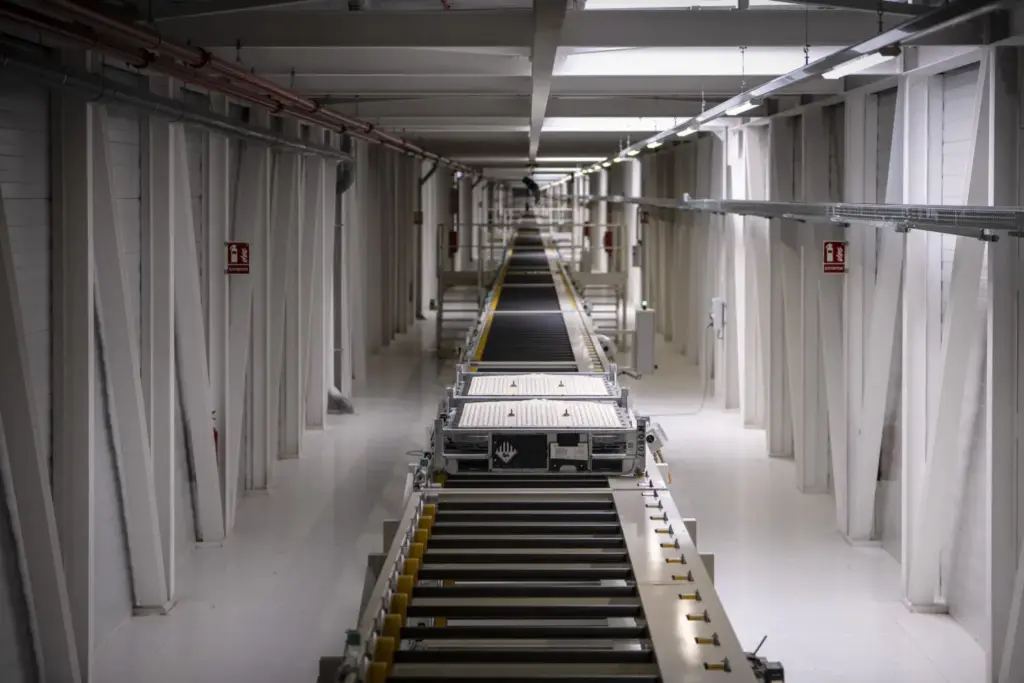 2026 CUPRA Raval. Batería Martorell.  Imagen túnel.