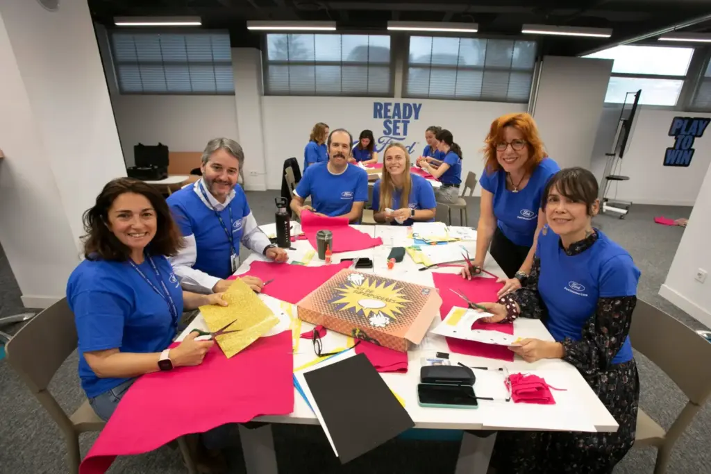 Semana de acción social de Ford España: bicis adaptadas, kits para niños hospitalizados y una ola de solidaridad en Madrid y Valencia 8 Motor16 2026 FORD SEMANA DEL VOLUNTARIADO6 Motor16
