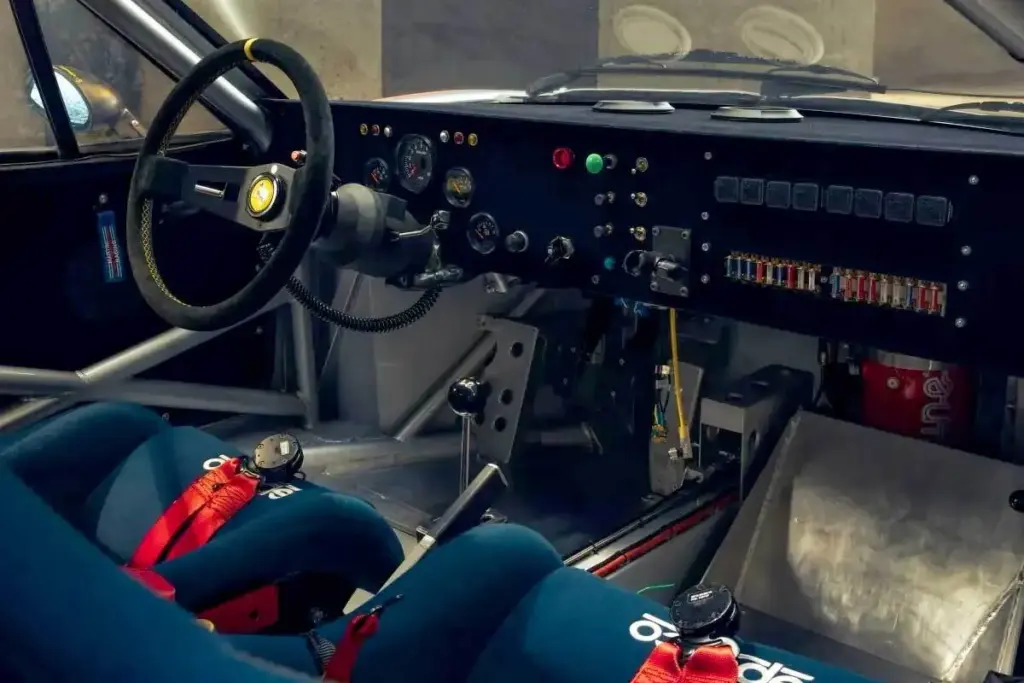 2026 Ferrari 308 GTB Restomod 13 Motor16