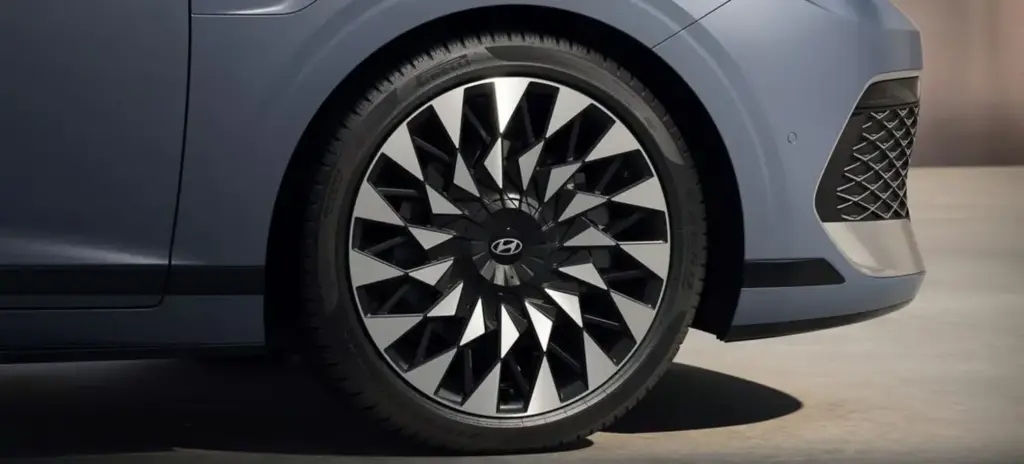 Hyundai solo podía celebrar los 40 años del Grandeur de la mejor manera posible 15 Motor16 2026 Hyundai Grandeur Corea 11 Motor16