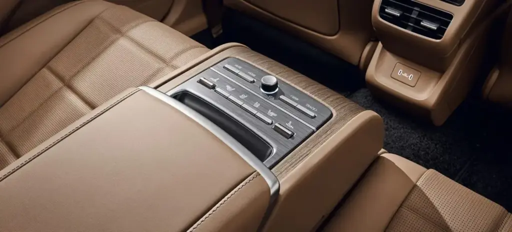Hyundai solo podía celebrar los 40 años del Grandeur de la mejor manera posible 42 Motor16 2026 Hyundai Grandeur Corea 38 Motor16