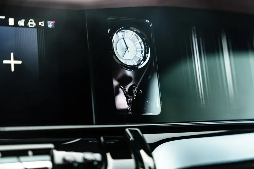 Rolls-Royce Cullinan Series II: El SUV acorazado más lujoso del mundo 20 Motor16 2026 Inkas Rolls Royce Cullinan Blindado 19 Motor16