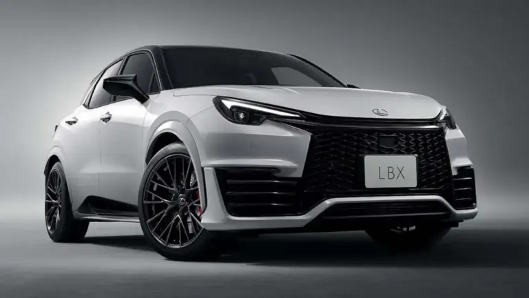 Lexus pone al día el LBX más salvaje y soñado por Toyoda… que no Toyota