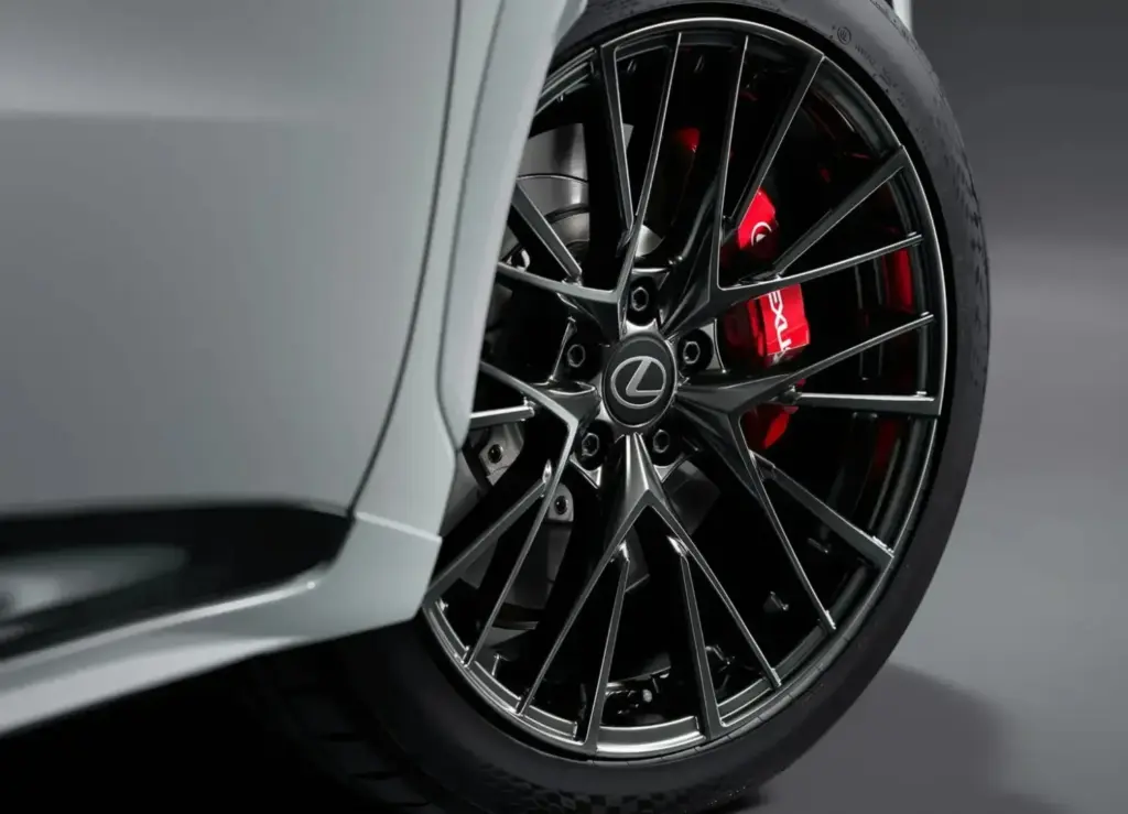 Lexus pone al día el LBX más salvaje y soñado por Toyoda... que no Toyota 9 Motor16 2026 Lexus LBX Morizo RR 8 Motor16
