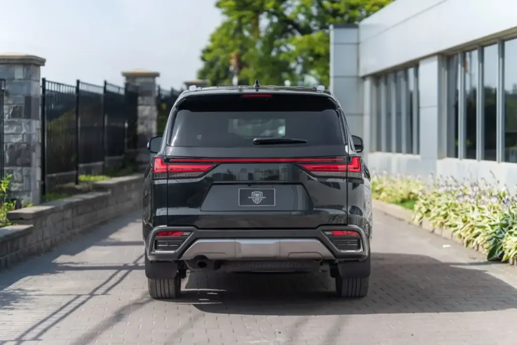 Un Lexus LX 'del montón' parece. Un auténtico búnker con ruedas, es 9 Motor16 2026 Miami Armored Lexus LX 700h 2 Motor16