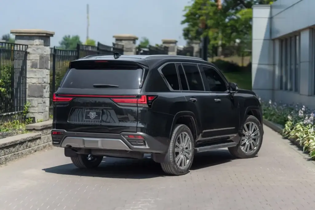 Un Lexus LX 'del montón' parece. Un auténtico búnker con ruedas, es 8 Motor16 2026 Miami Armored Lexus LX 700h 3 Motor16